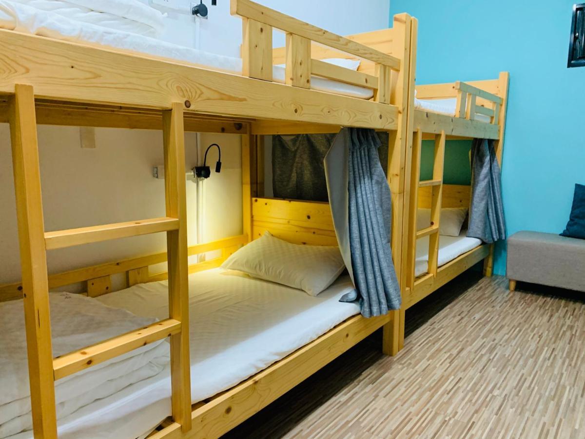 Golden House Hostel New Taipei City Exterior photo