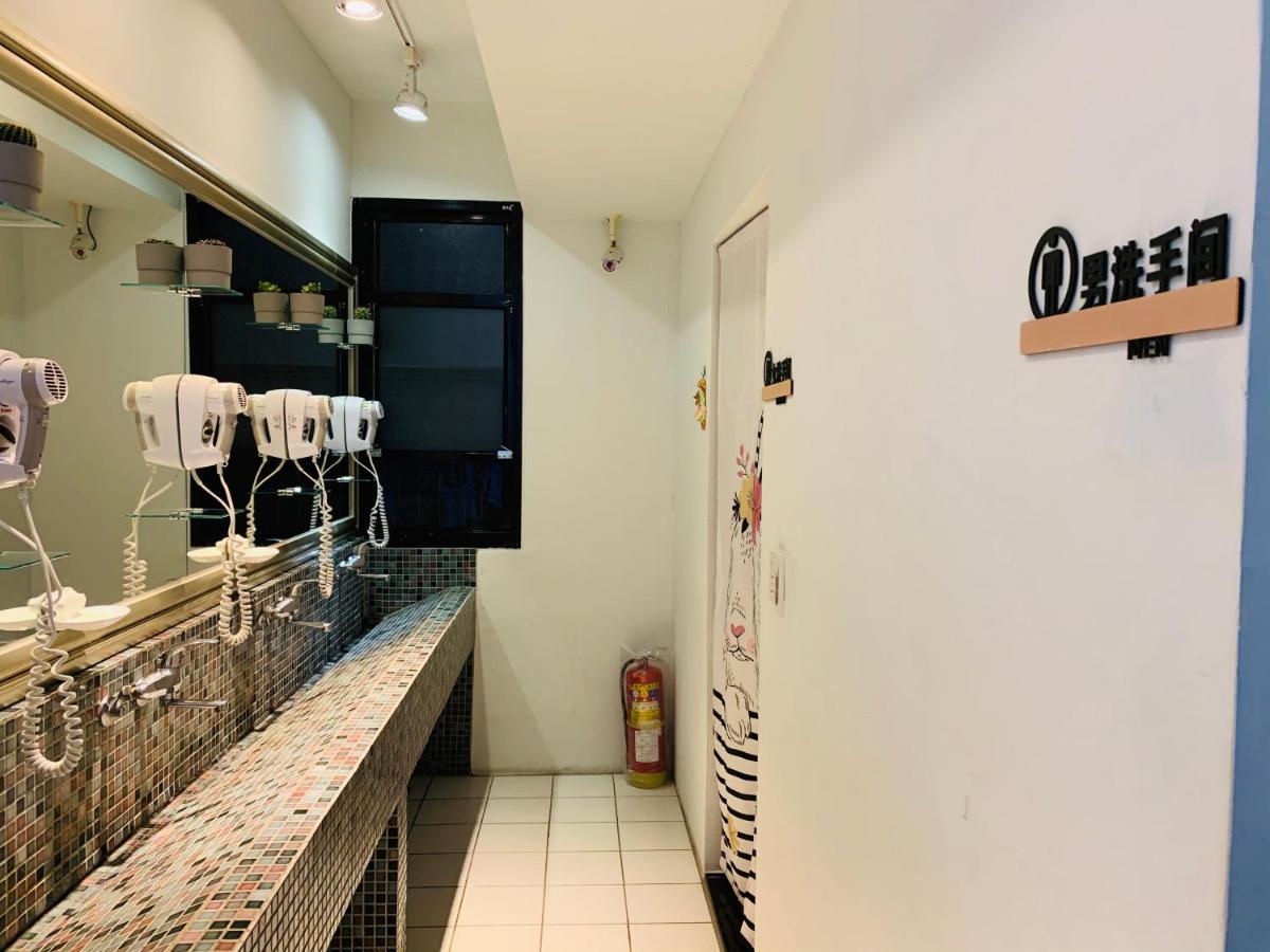 Golden House Hostel New Taipei City Exterior photo